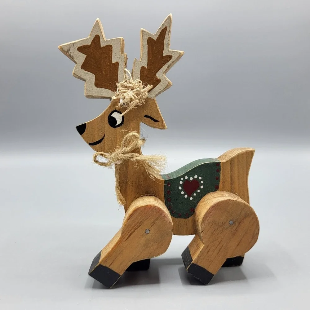 Vintage Reindeer Figurine Holiday Rustic Wooden Folk Art Christmas Decor Brown
